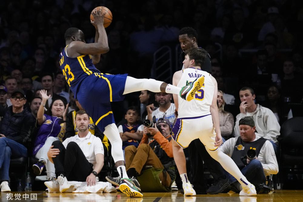 通过体育的 通过体育的