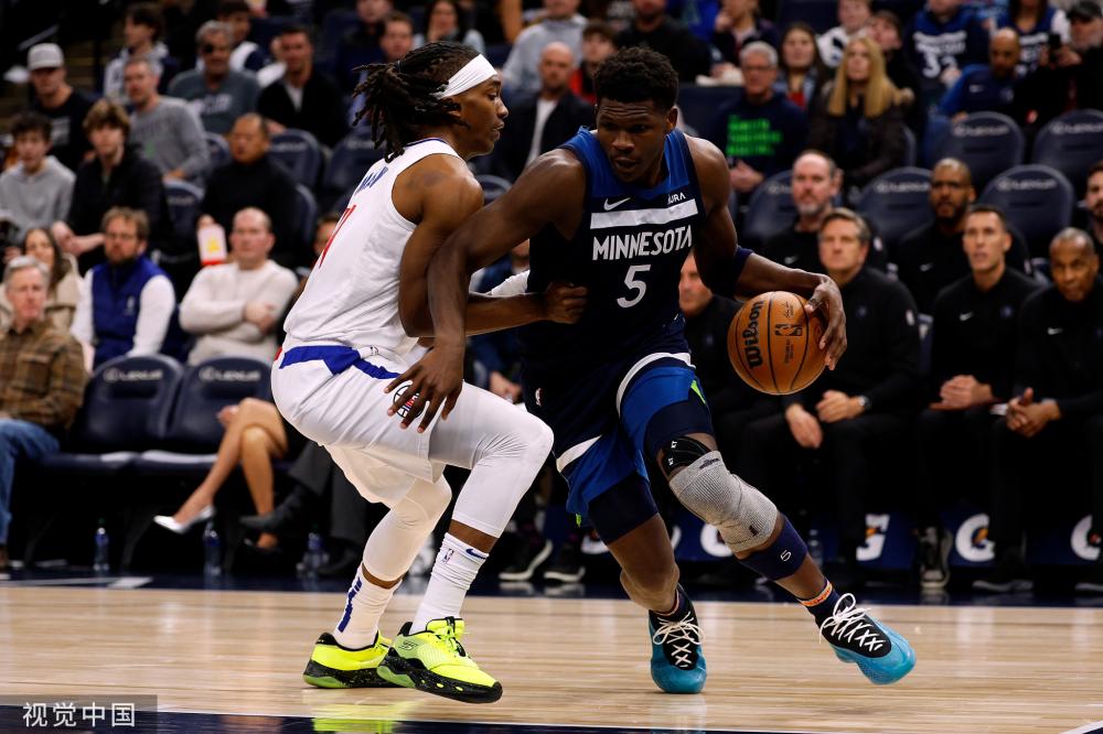 依然给人留 依然给人留